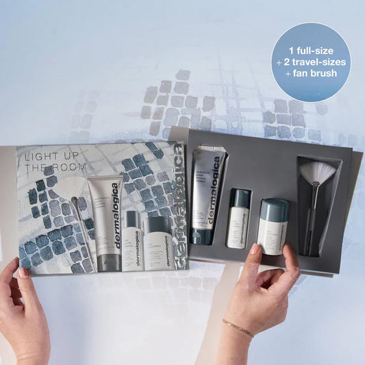 light up the room set (1 full-size + 2 travel-sizes + 1 fan brush)