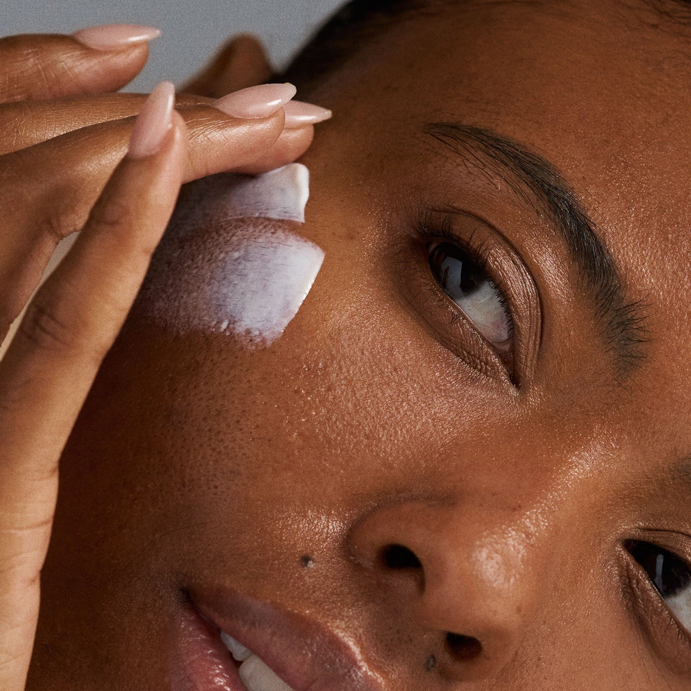 invisible physical defense mineral sunscreen spf30