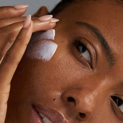 invisible physical defense mineral sunscreen spf30